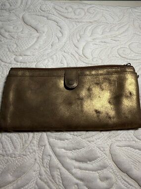 Hobo Metallic Gold Women’s Clutch Wallet